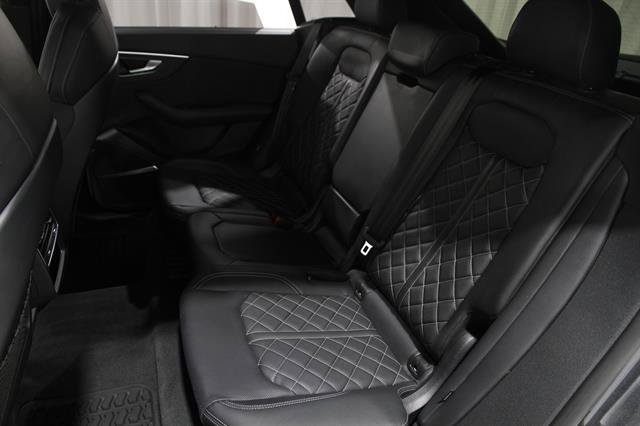 Used 2023 Audi SQ8 Prestige AWD/4WD image 20