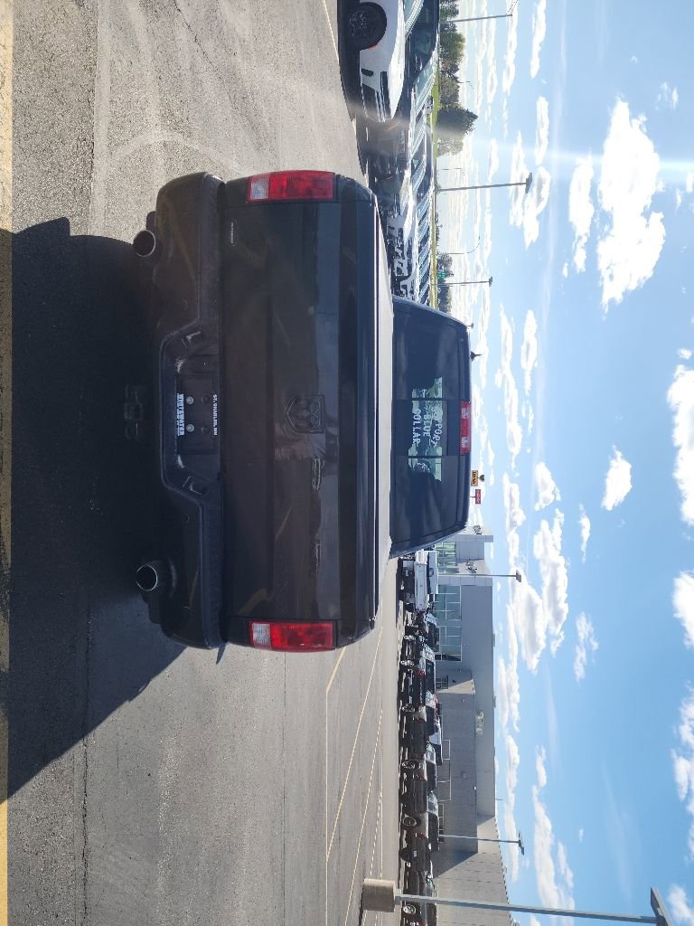 Used 2019 RAM 1500 Big Horn AWD/4WD image 3