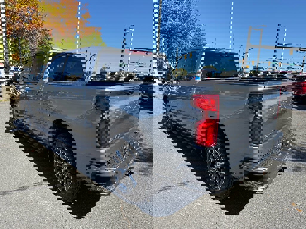Used 2023 Chevrolet Silverado 1500 RST image 5