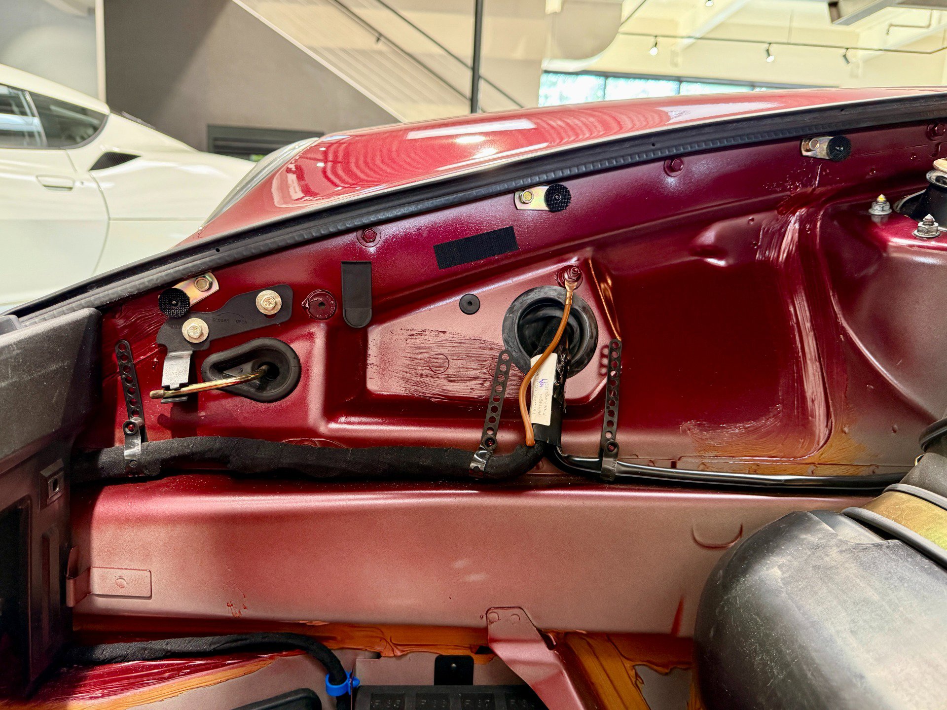 Used 1998 Porsche 911 Carrera S image 84