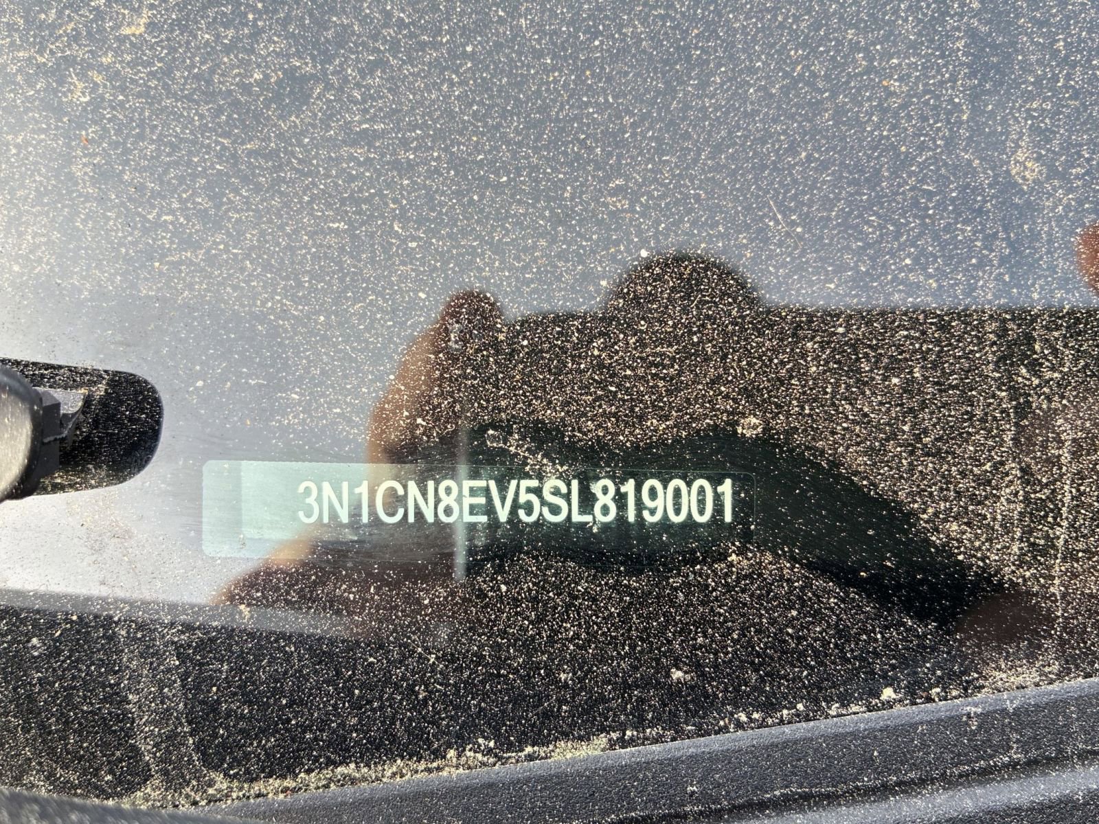 Used 2025 Nissan Versa SV image 9