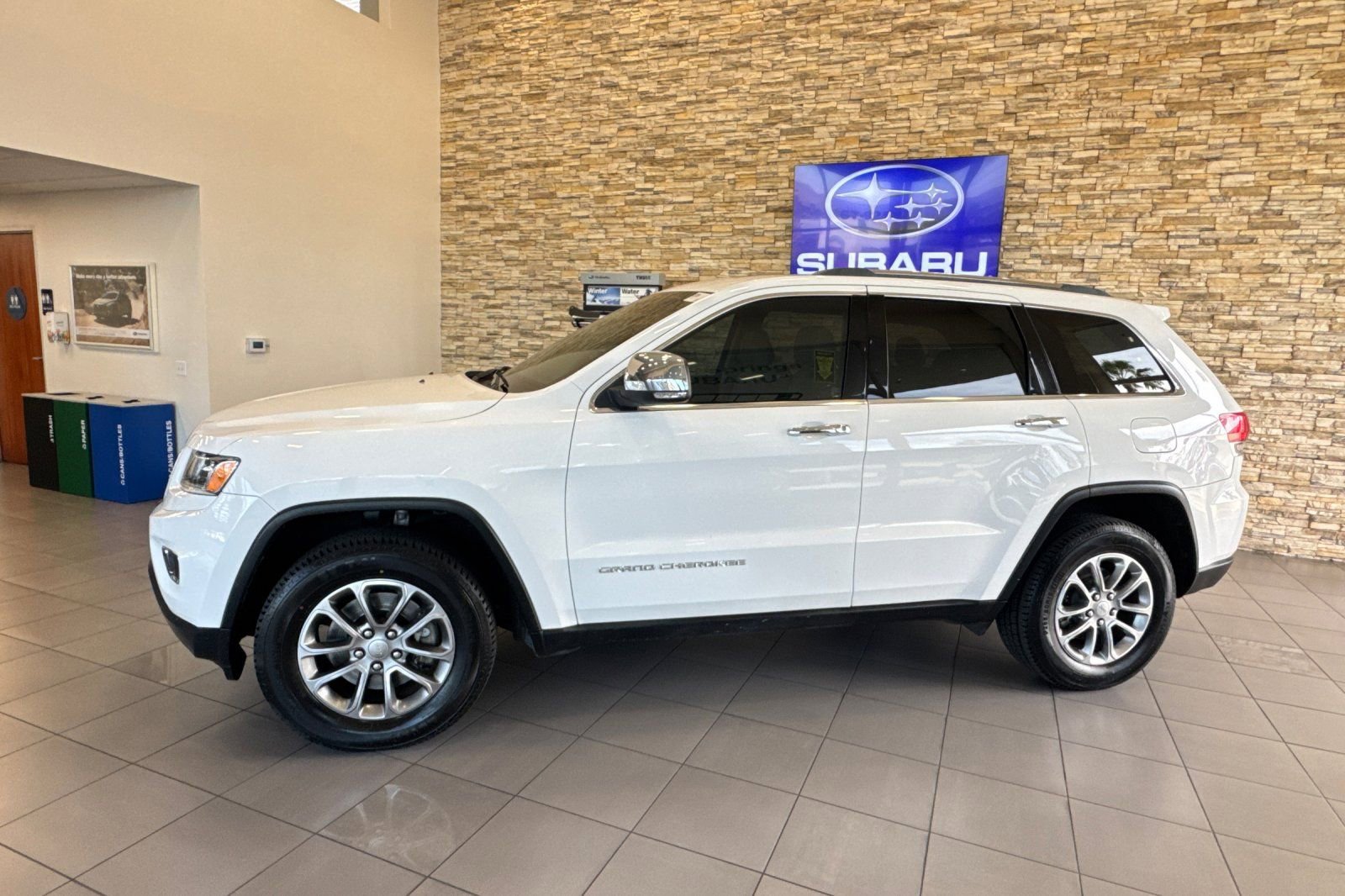 Used 2016 Jeep Grand Cherokee Limited w/ Trailer Tow Group IV image 2