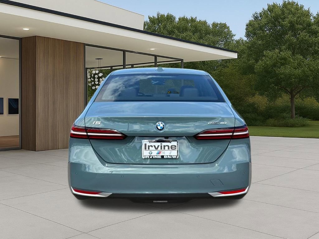 New 2026 BMW i5 eDrive40 w/ Premium Package image 10