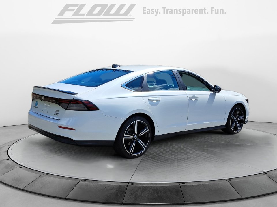 Used 2023 Honda Accord Sport image 8