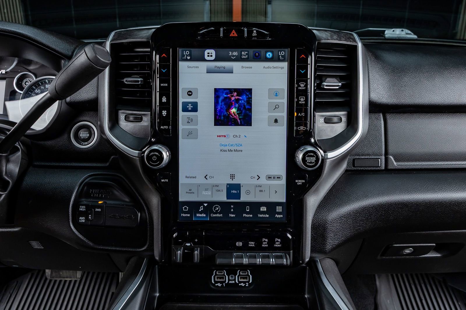 Used 2024 RAM 3500 Big Horn w/ Night Edition image 23