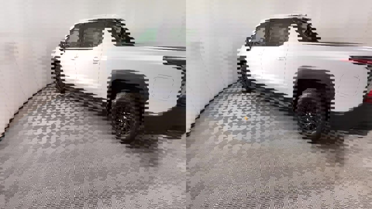 New 2025 Chevrolet Silverado EV LT image 66