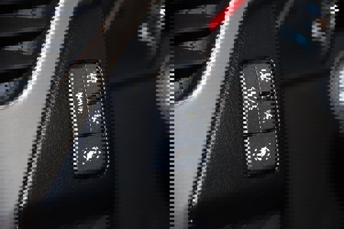 Used 2017 GMC Yukon Denali w/ Open Road Package image 23