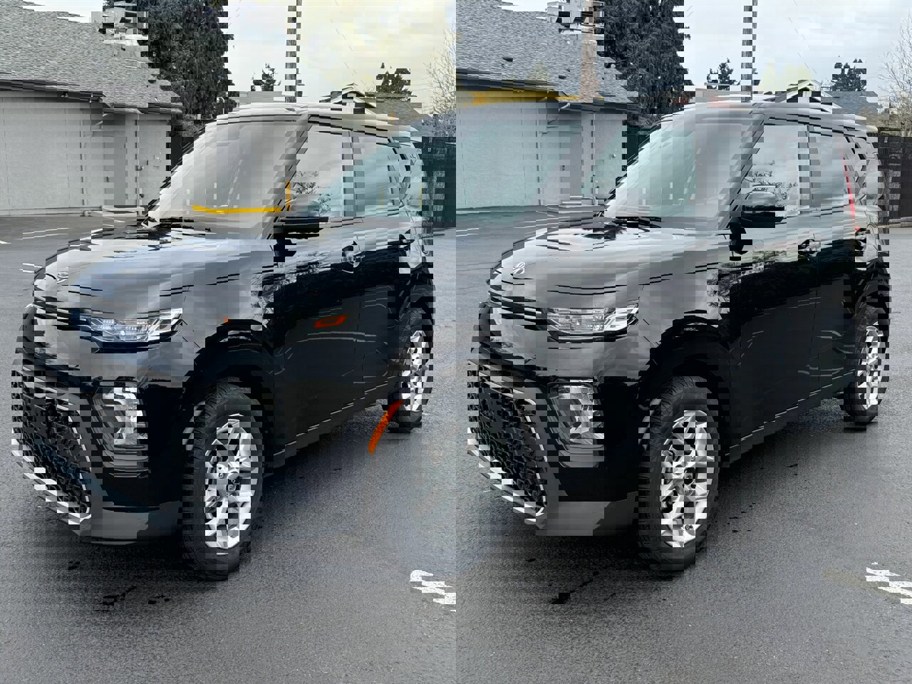 Used 2022 Kia Soul LX w/ Technology Package image 3