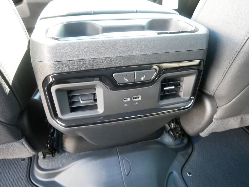 New 2026 GMC Sierra 3500 AT4 w/ AT4 Premium Plus Package image 7