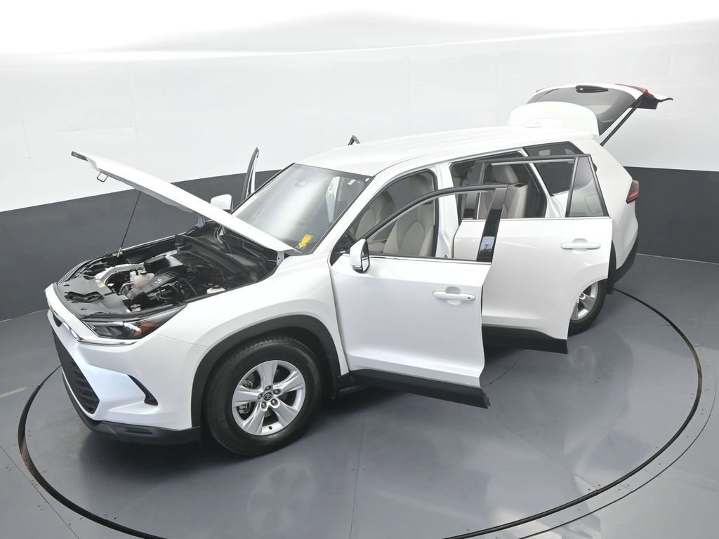 Used 2025 Toyota Grand Highlander FWD image 61