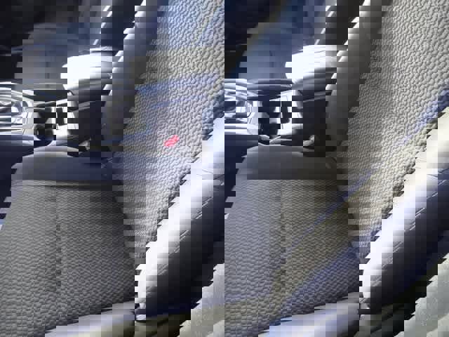 Used 2022 Nissan Rogue Sport S image 7