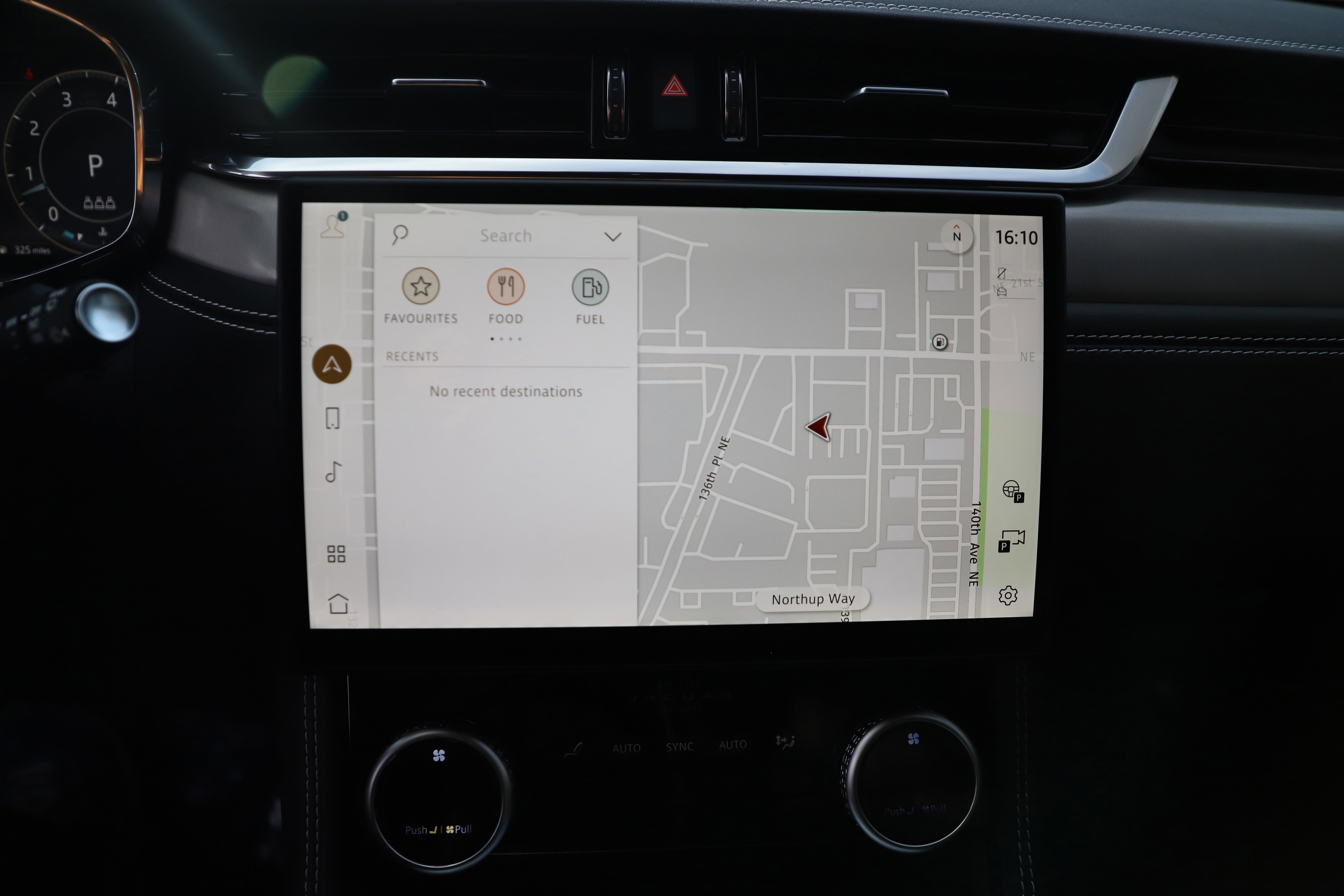 New 2026 Jaguar F-PACE R-Dynamic S image 22