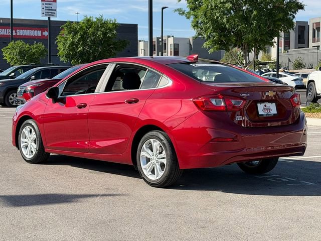 Used 2019 Chevrolet Cruze LT image 3