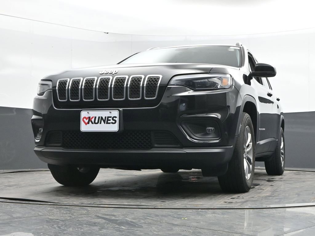 Used 2020 Jeep Cherokee Latitude Plus image 36