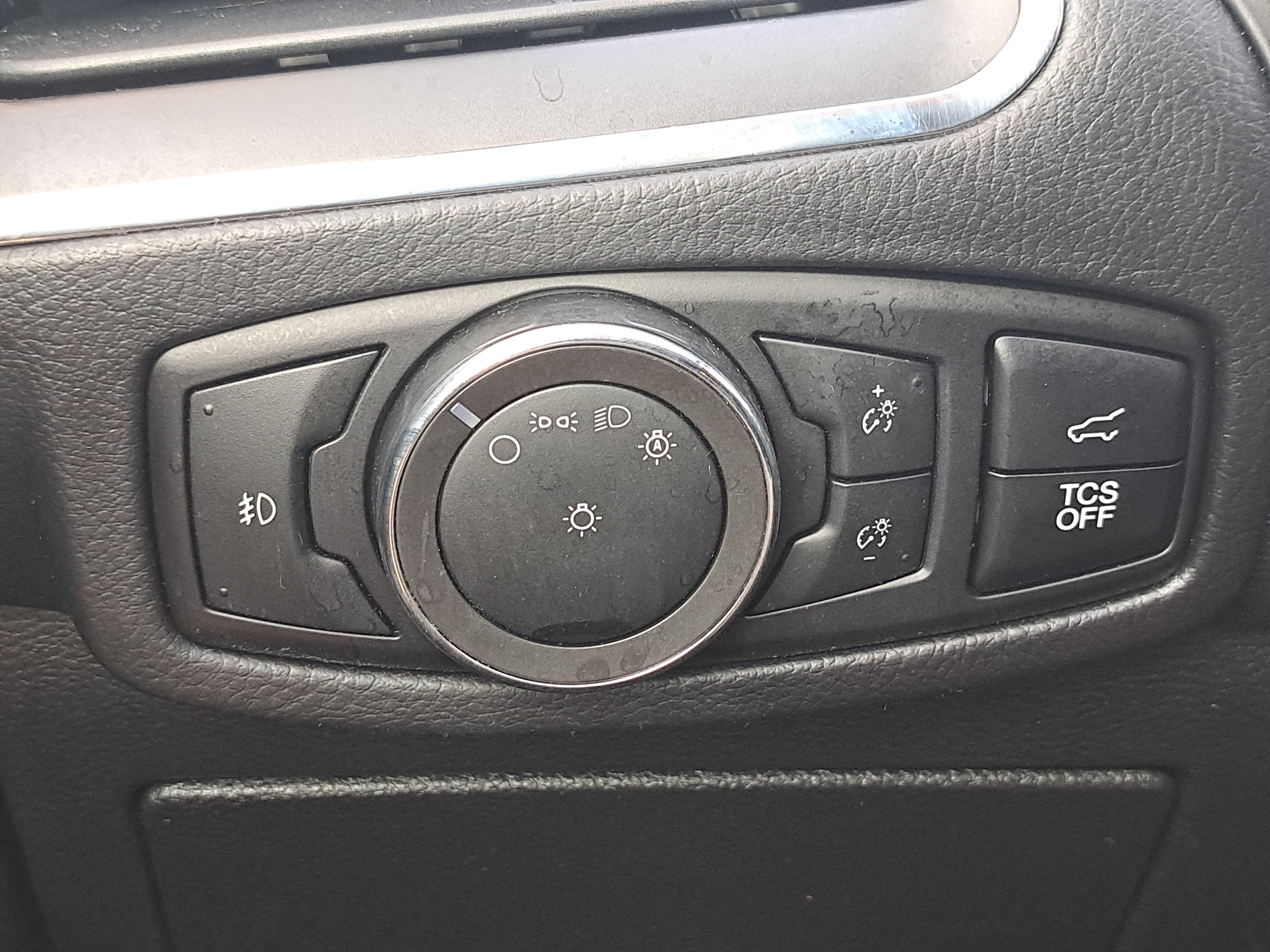 Used 2024 Ford Edge Titanium AWD/4WD image 27