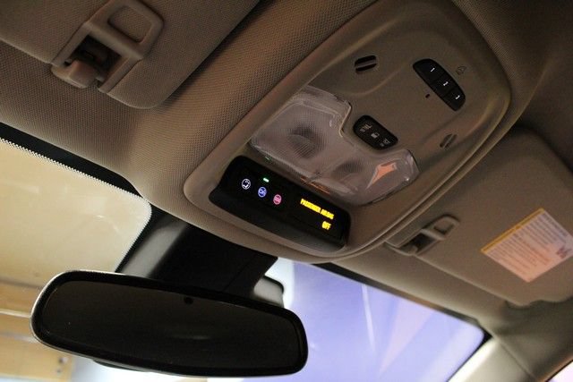Used 2023 Buick Encore GX Essence FWD image 30