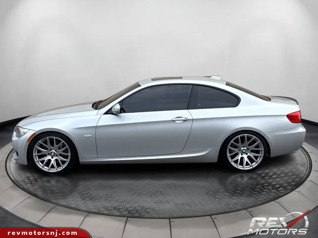 Used 2013 BMW 335i Coupe image 2