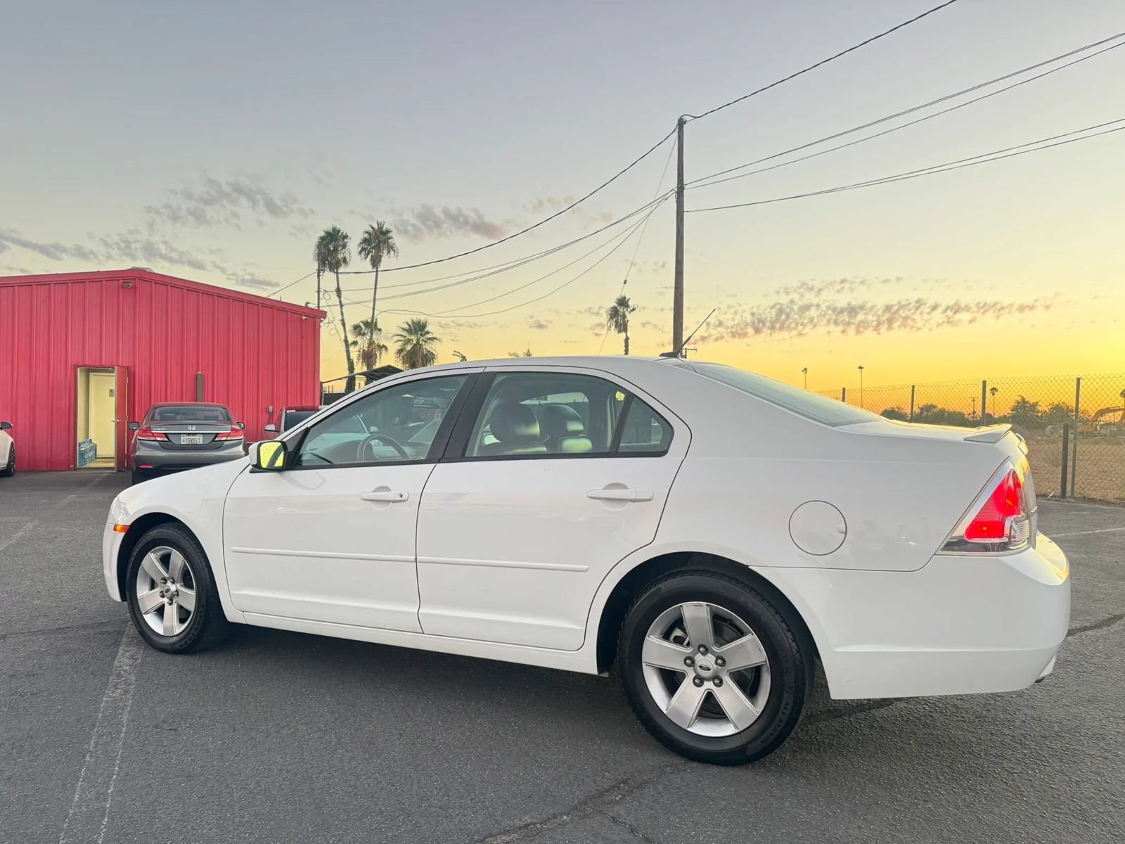 Used 2007 Ford Fusion SE FWD image 4