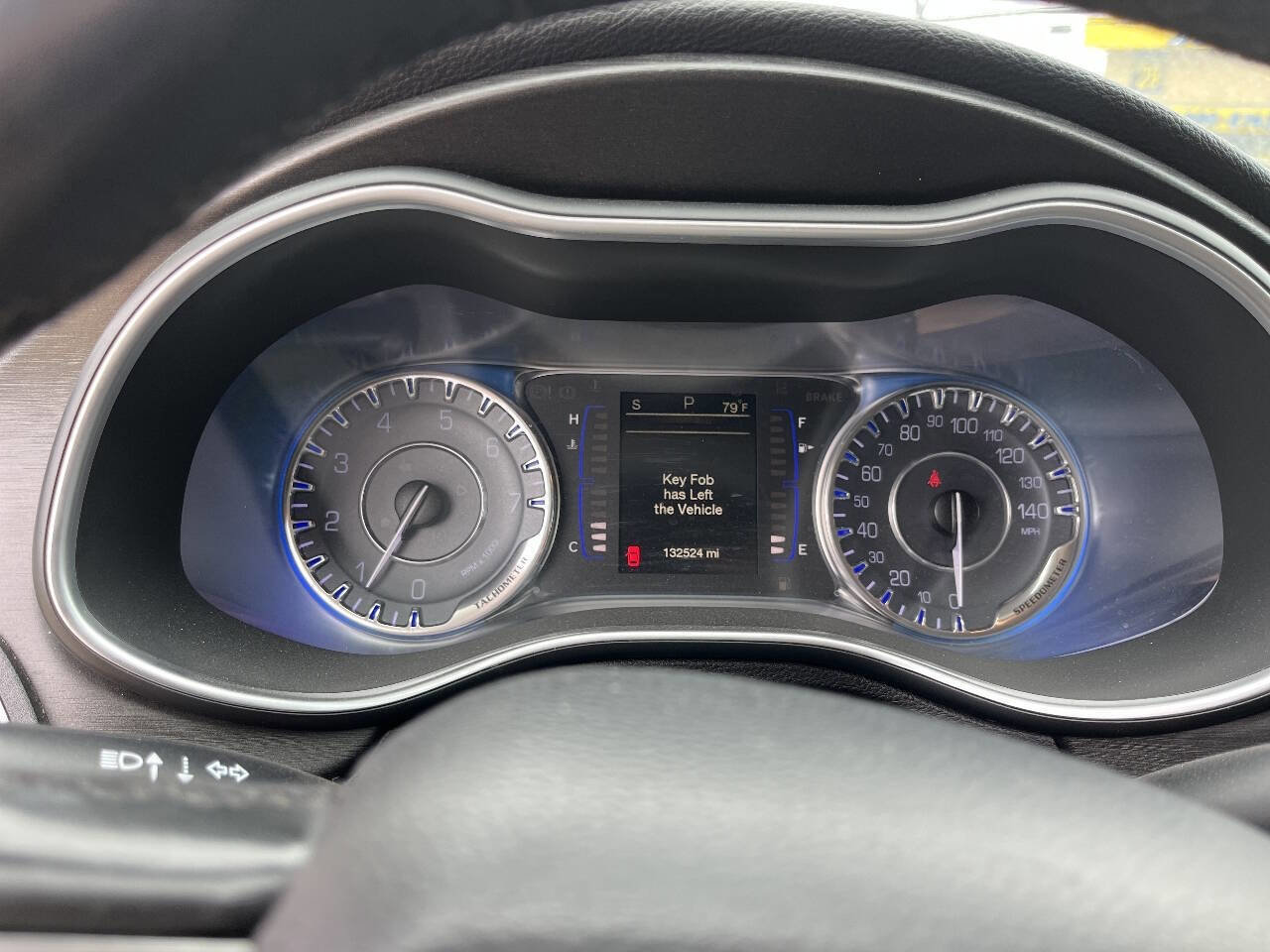 Used 2017 Chrysler 200 Limited Platinum FWD image 8