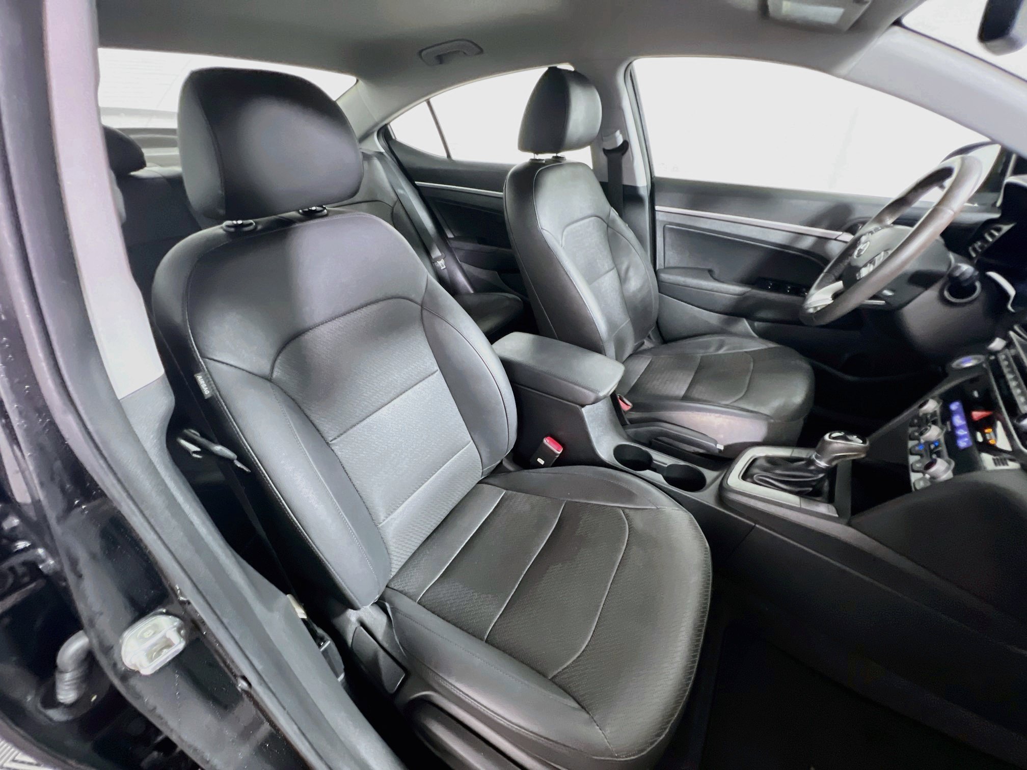 Used 2019 Hyundai Elantra Limited w/ Cargo Package FWD image 30