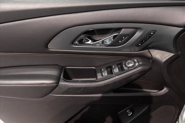 Used 2018 Chevrolet Traverse Premier image 13