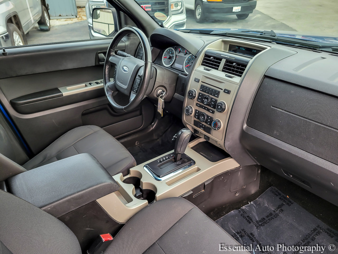 Used 2012 Ford Escape XLT image 25