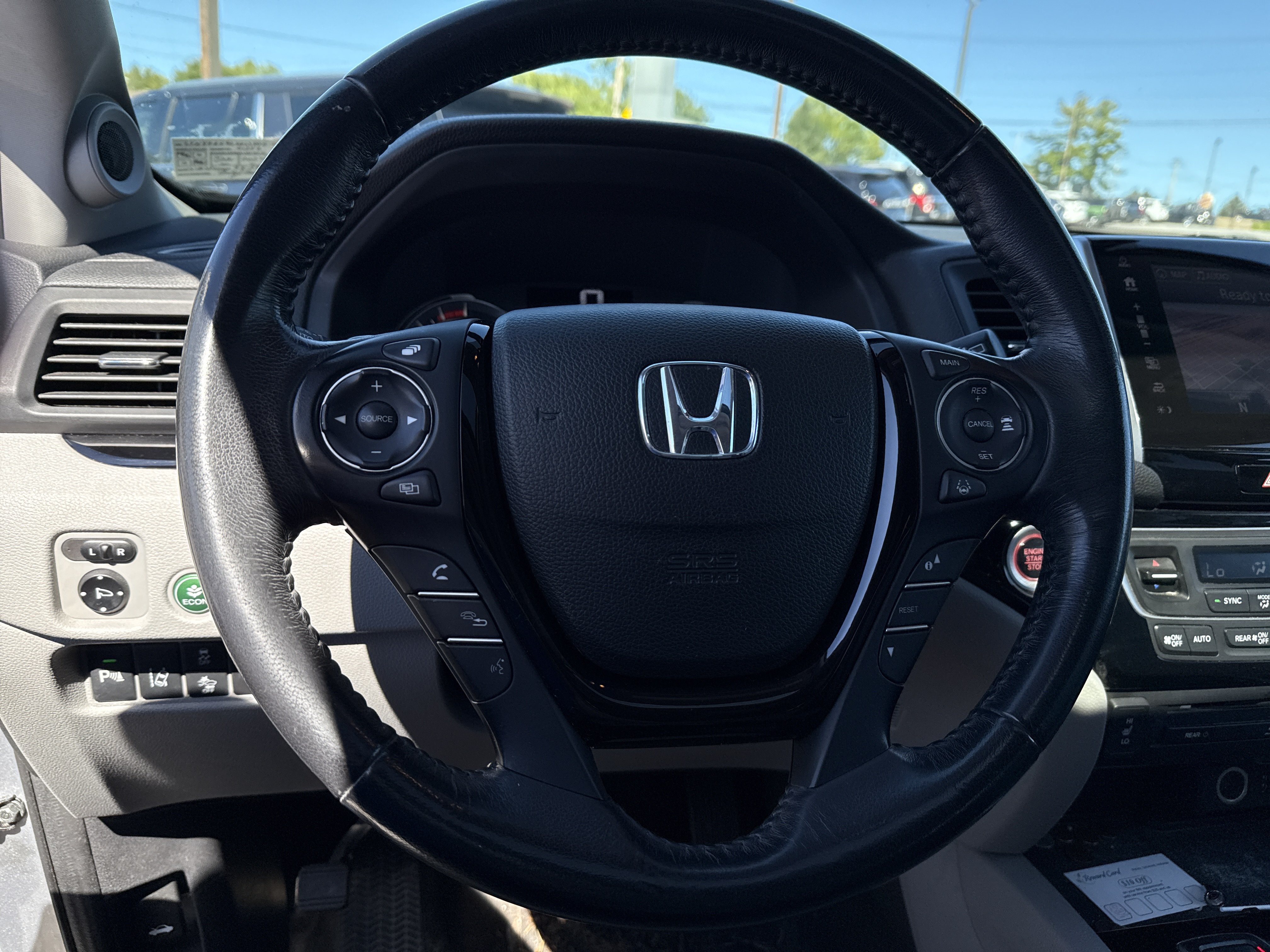 Used 2017 Honda Pilot Touring image 18