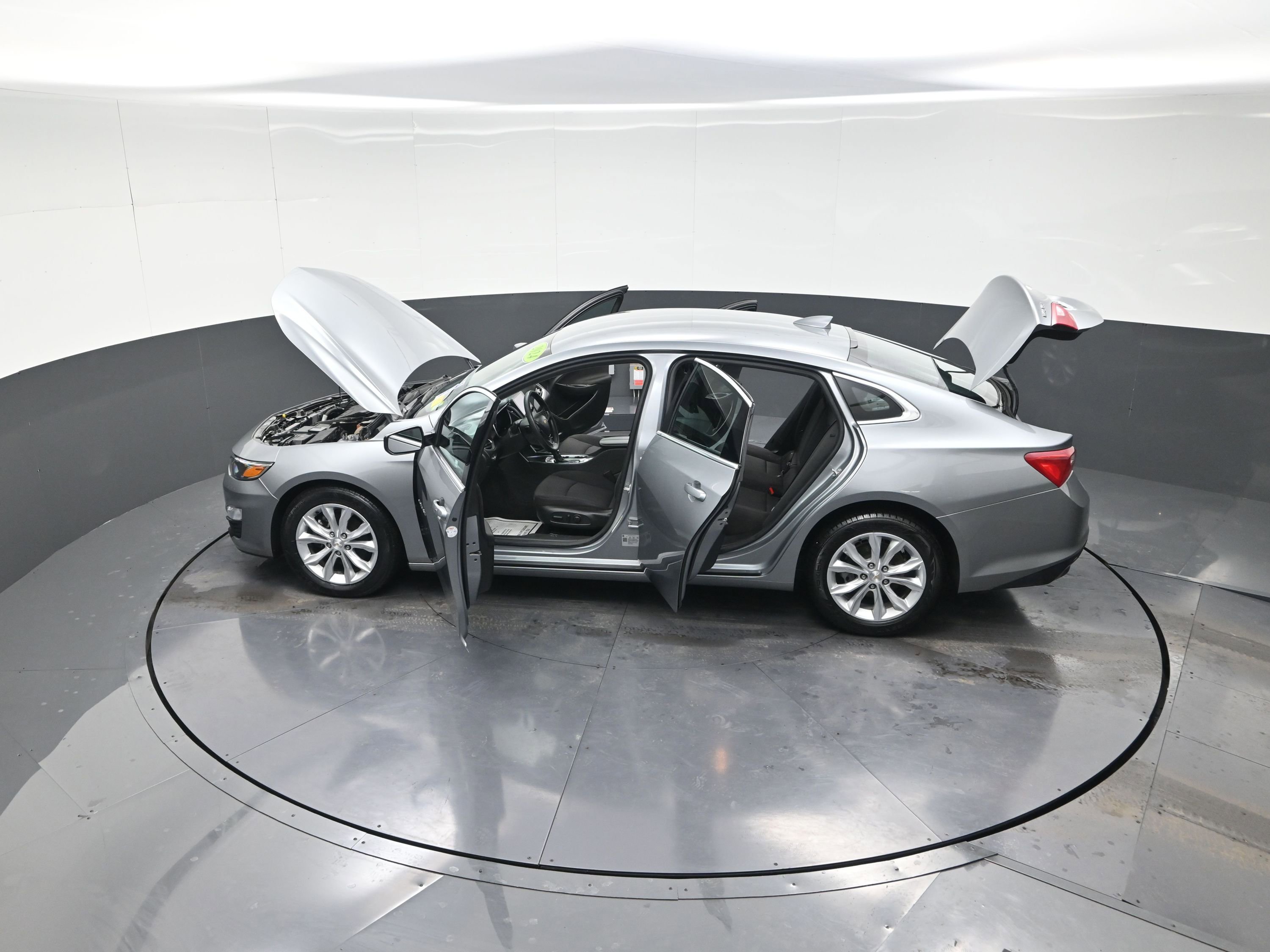 Used 2024 Chevrolet Malibu LT image 15