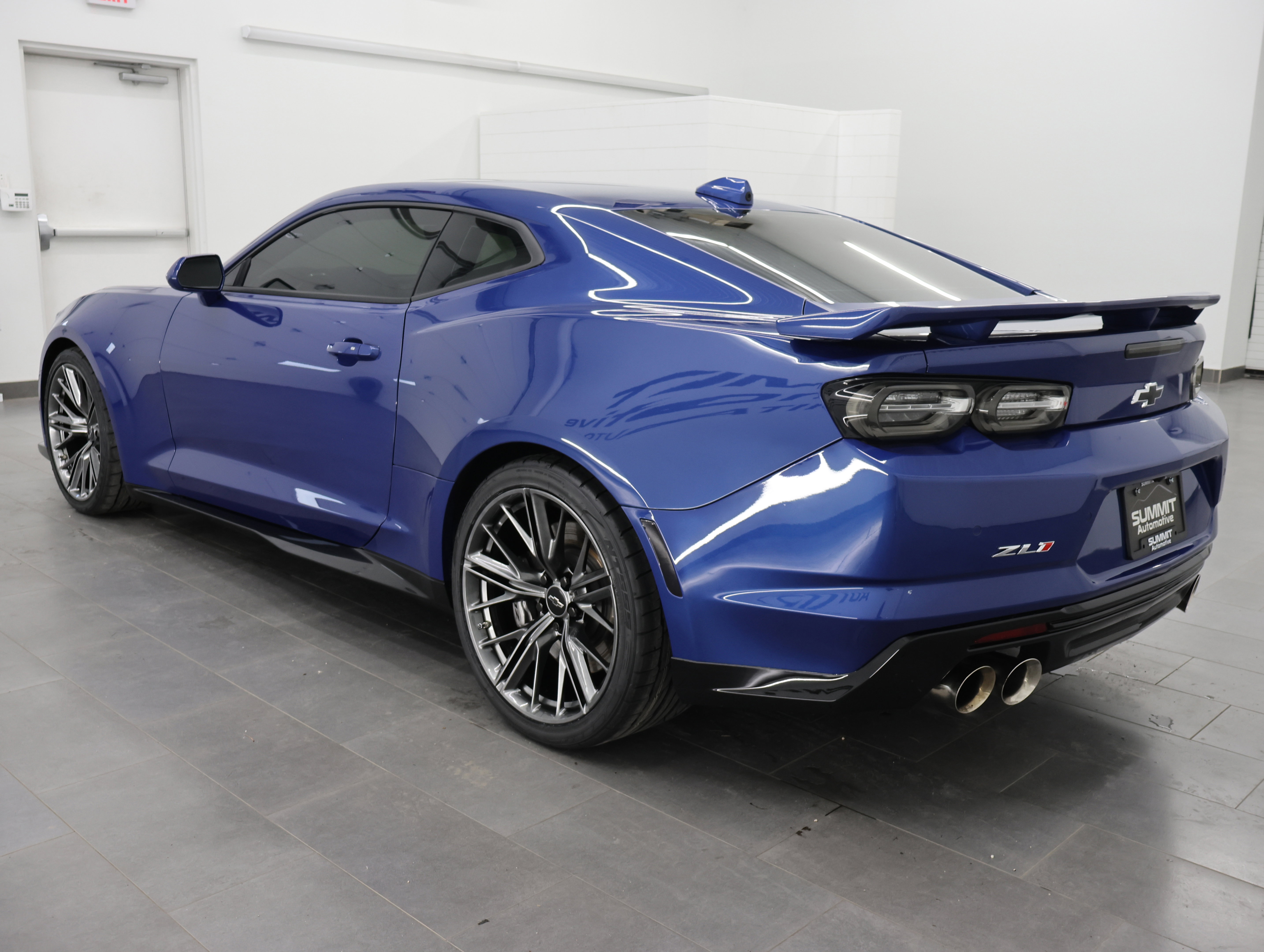 Used 2023 Chevrolet Camaro ZL1 RWD image 6
