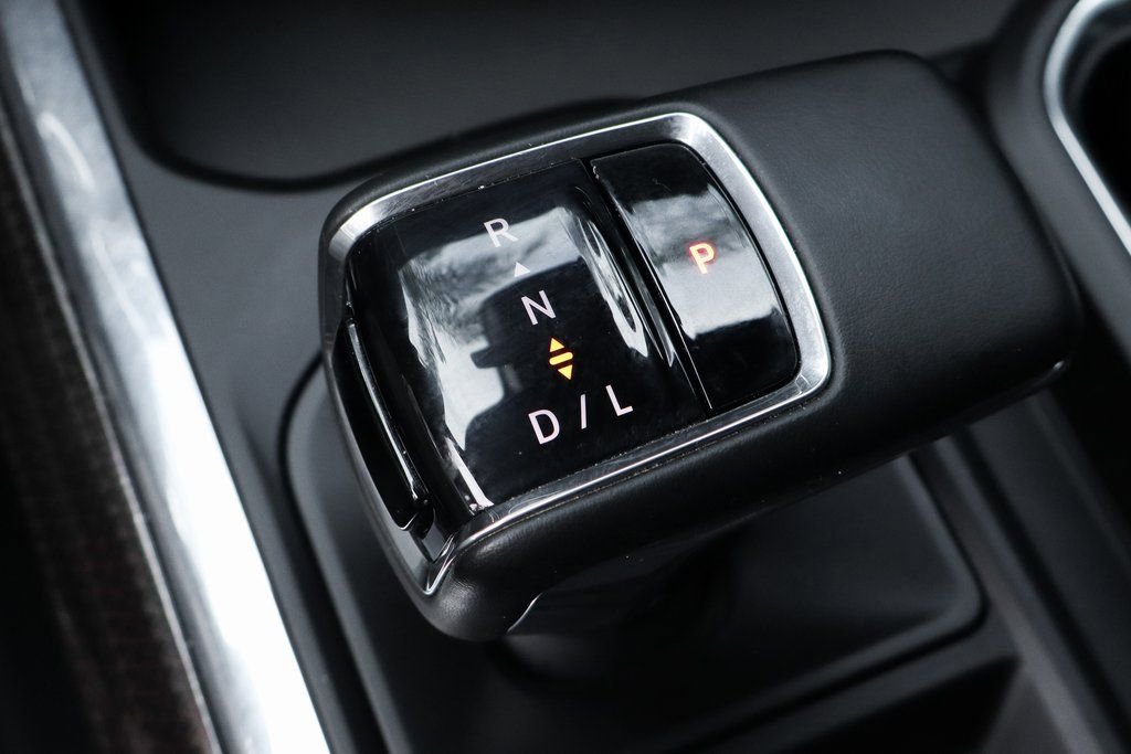 Used 2023 Chevrolet Silverado 1500 LT Trail Boss w/ Convenience Package II AWD/4WD image 36