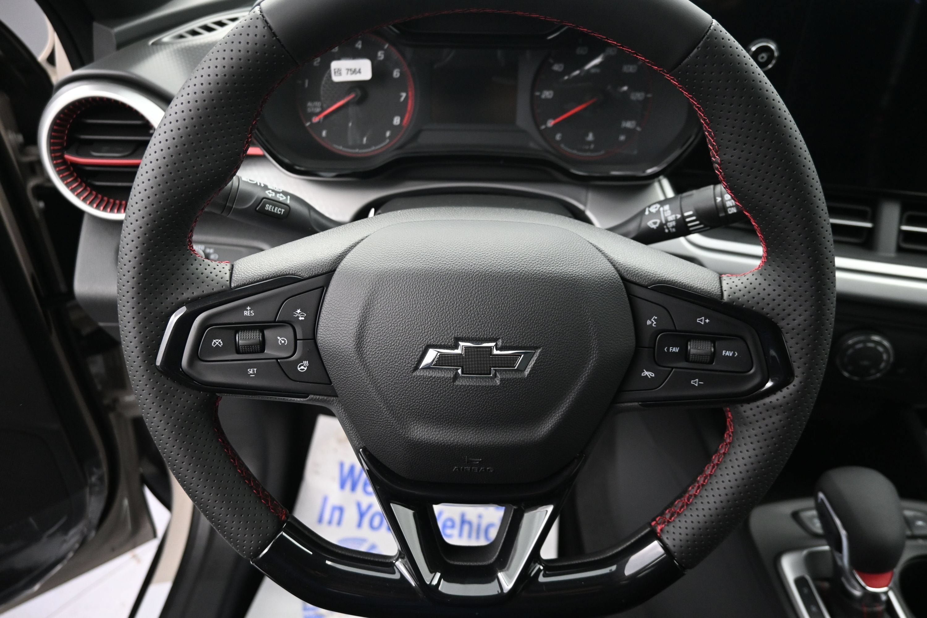 New 2026 Chevrolet Trax RS w/ Sunroof Package FWD image 10