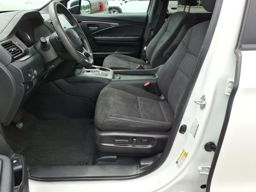 Used 2022 Honda Pilot Sport image 14