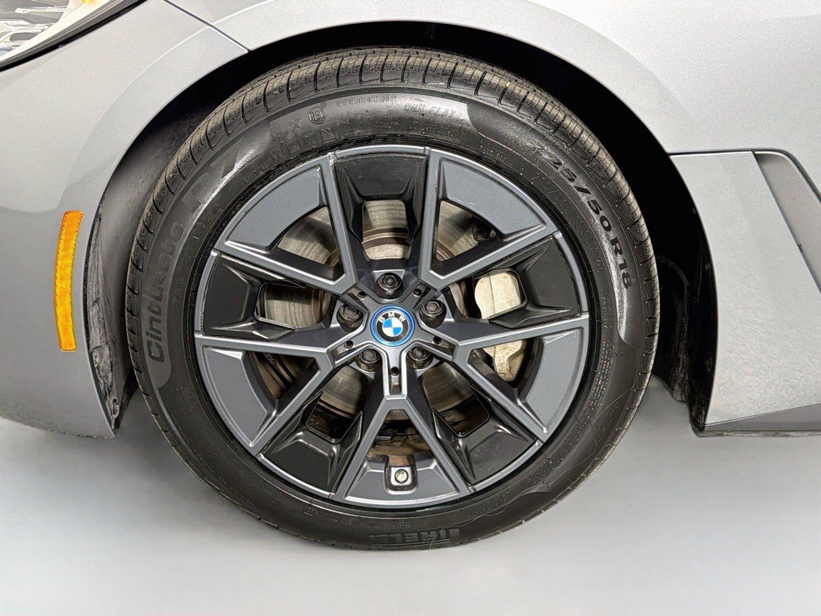 Used 2024 BMW i4 eDrive35 w/ Premium Package RWD image 33