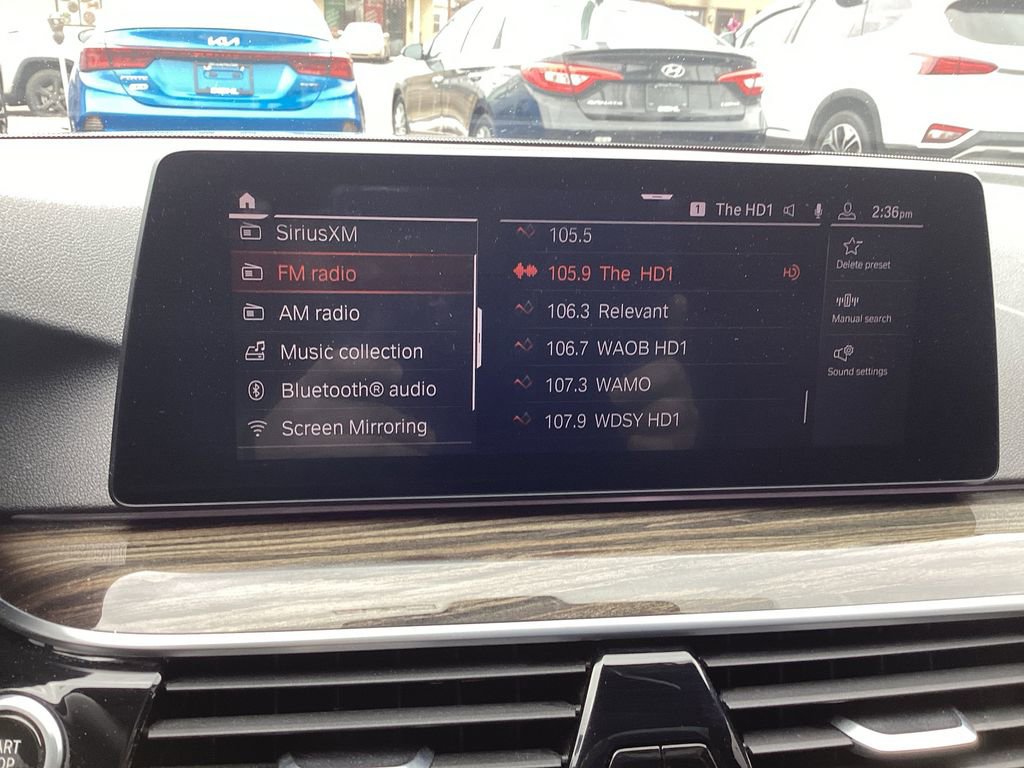 Used 2020 BMW 530i xDrive w/ Convenience Package image 14