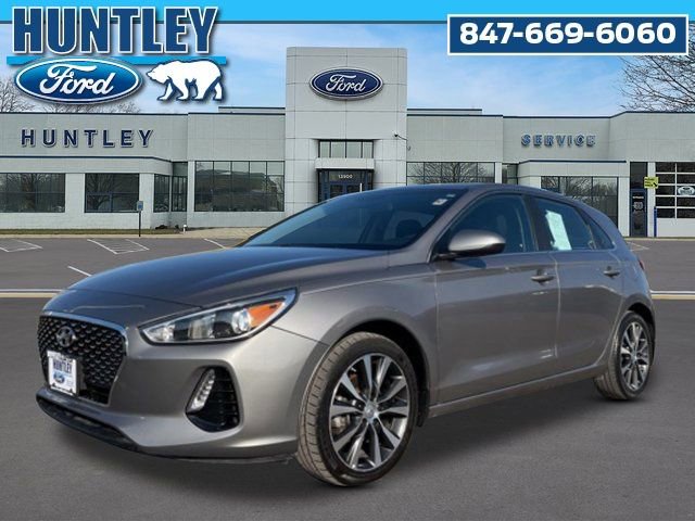 Used 2020 Hyundai Elantra GT image 1