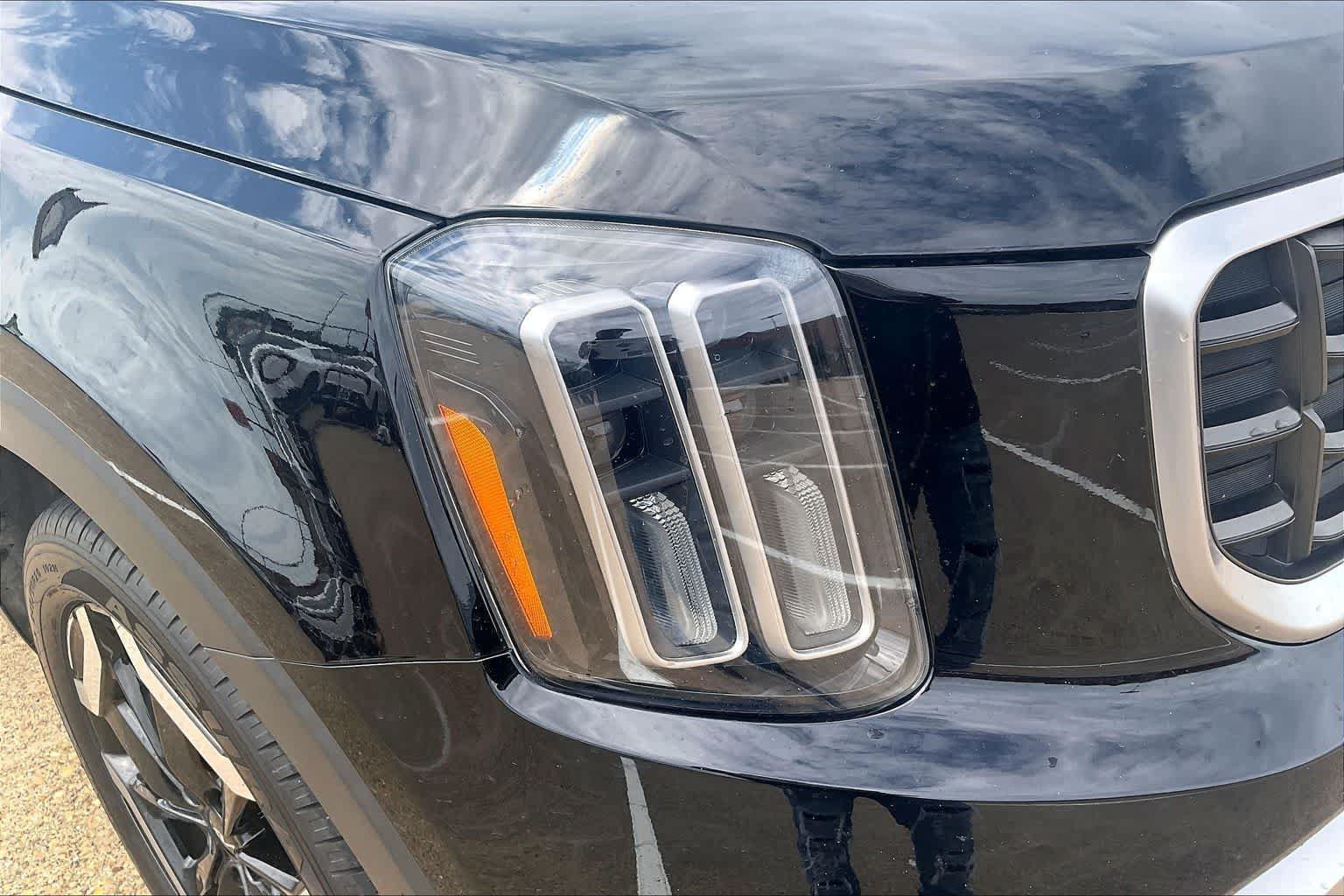 Used 2023 Kia Telluride S FWD image 28