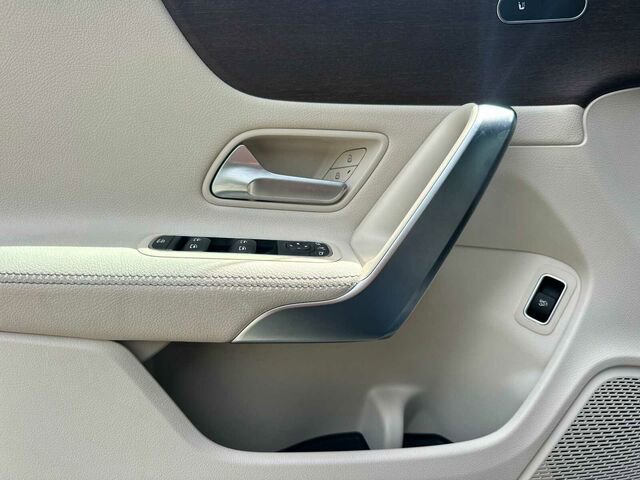 Certified 2022 Mercedes-Benz CLA 250 image 13