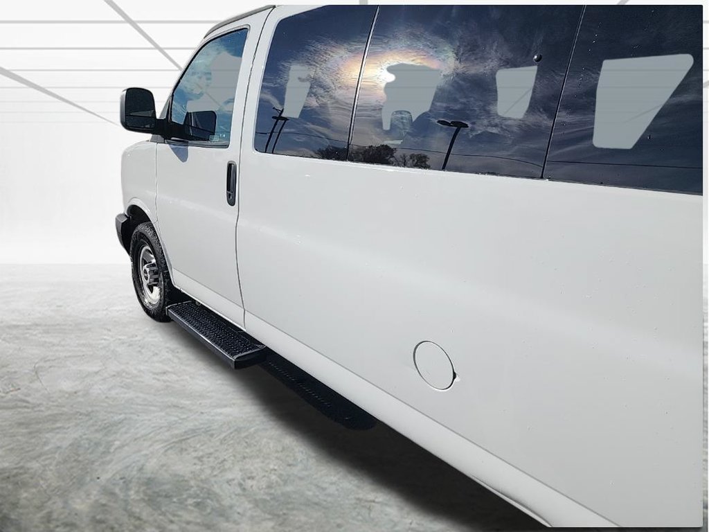 Used 2020 GMC Savana 3500 LS w/ Cold Climate Package RWD image 6