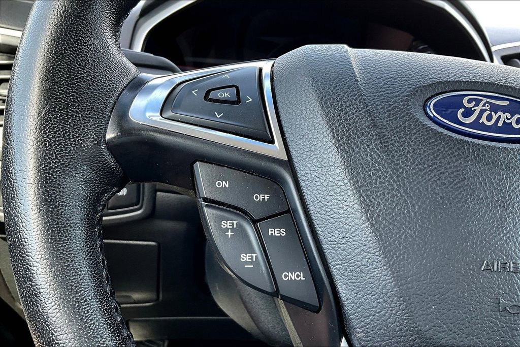 Used 2019 Ford Edge SEL w/ Equipment Group 201A image 16