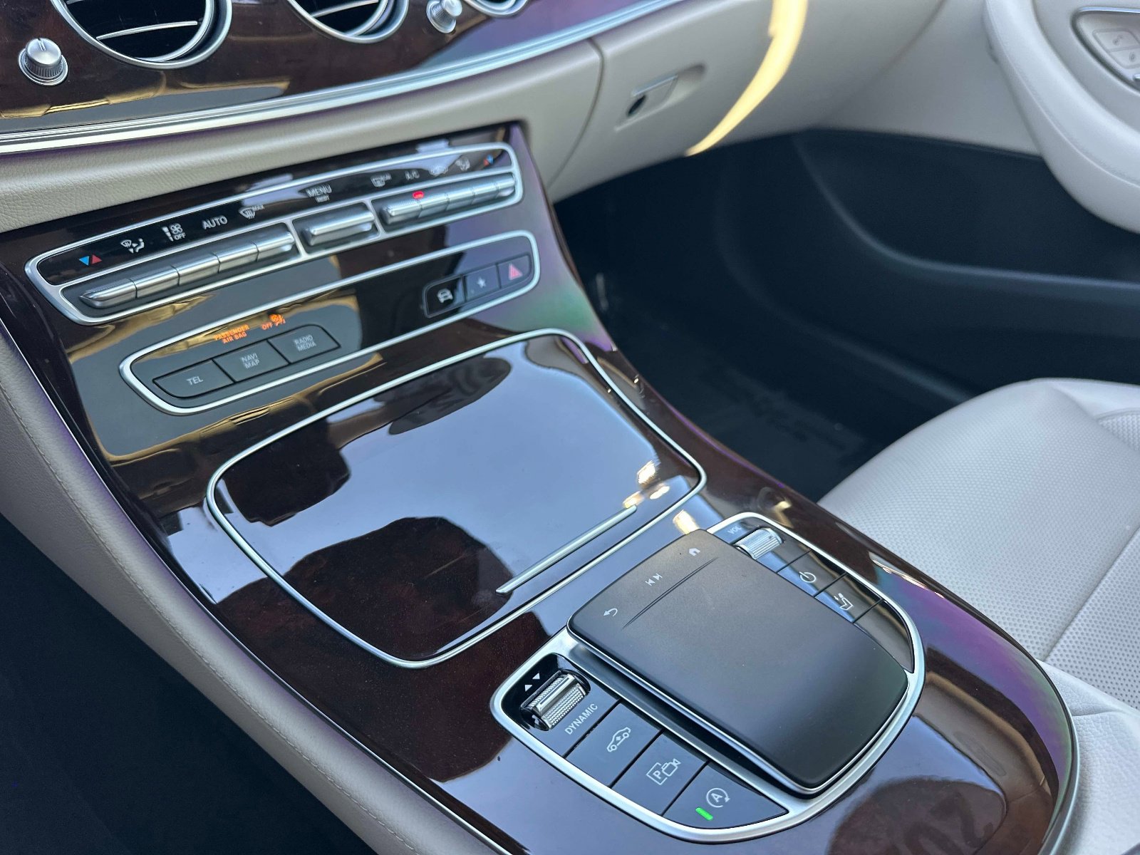 Certified 2021 Mercedes-Benz E 450 4MATIC All-Terrain Wagon image 28