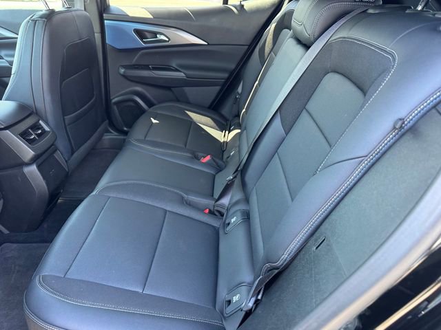 Certified 2025 Chevrolet Equinox EV LT w/ Convenience Package image 12
