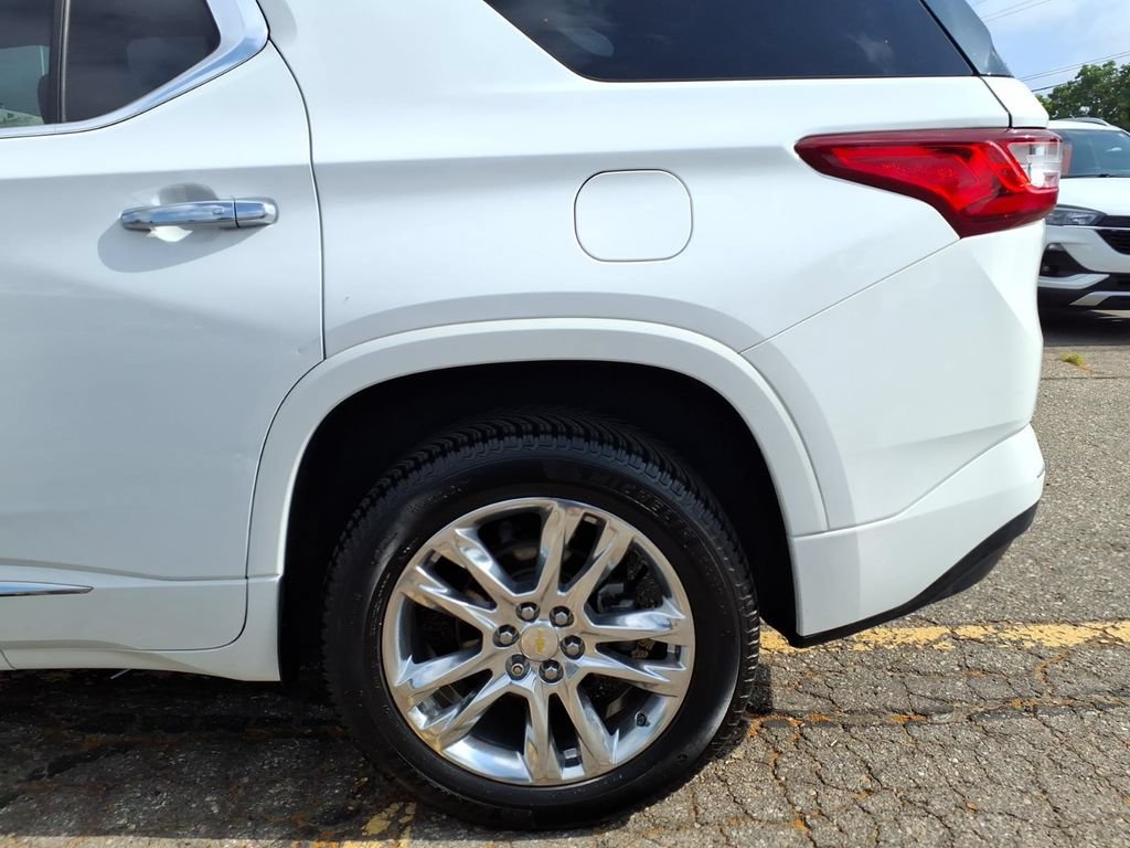 Used 2018 Chevrolet Traverse High Country AWD/4WD image 25