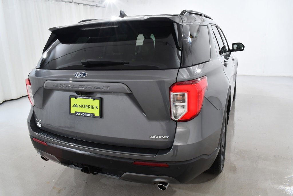 Used 2022 Ford Explorer XLT w/ Equipment Group 202A image 12