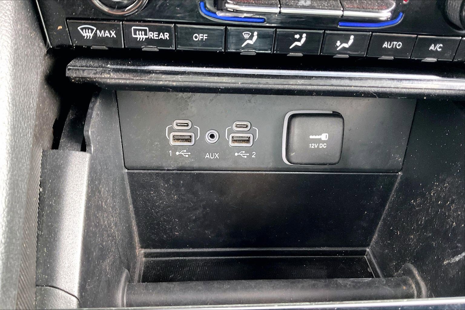 Certified 2025 Jeep Grand Cherokee Limited AWD/4WD image 21
