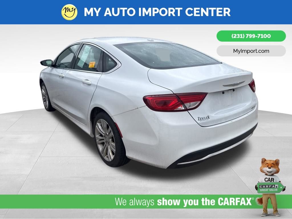 Used 2015 Chrysler 200 Limited w/ Convenience Group FWD image 4