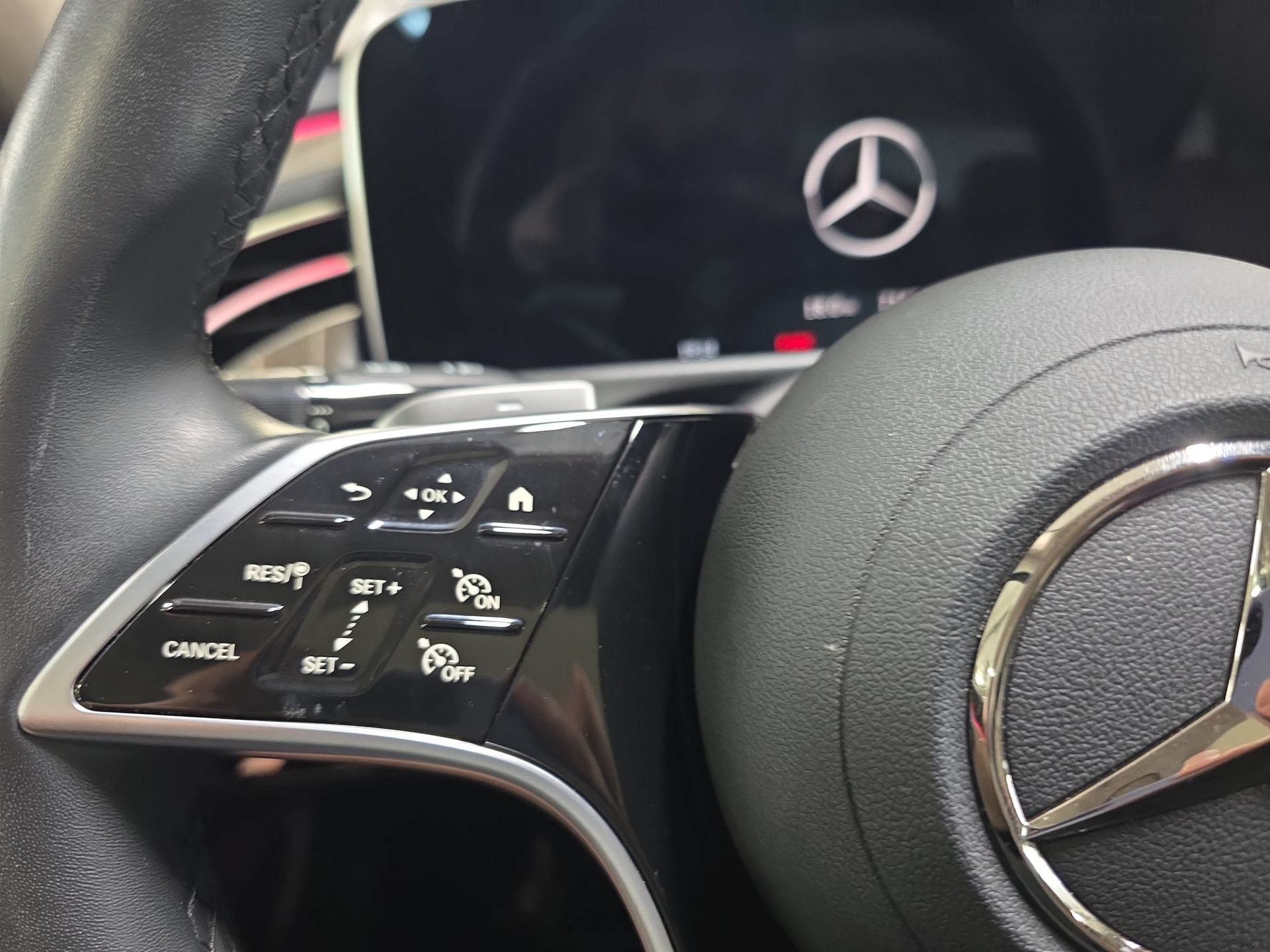 Certified 2025 Mercedes-Benz E 350 Sedan image 17