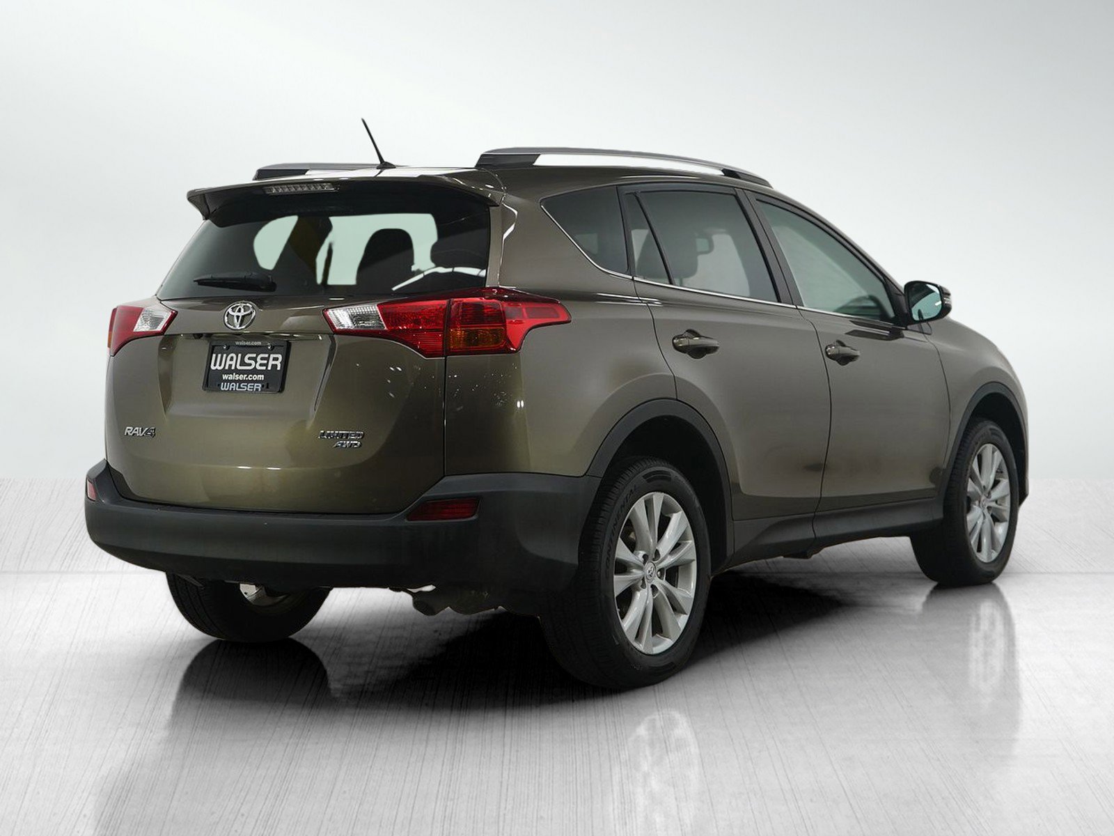 Used 2013 Toyota RAV4 Limited image 5