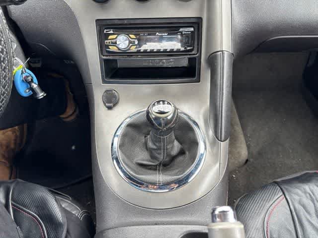 Used 2006 Pontiac Solstice Convertible w/ Premium Package RWD image 19