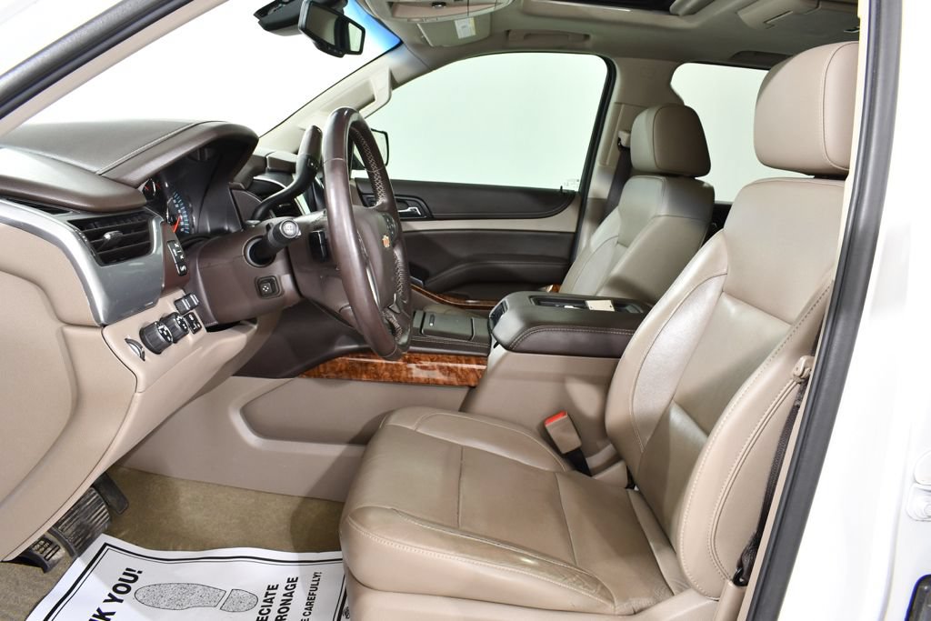 Used 2018 Chevrolet Suburban Premier AWD/4WD image 6