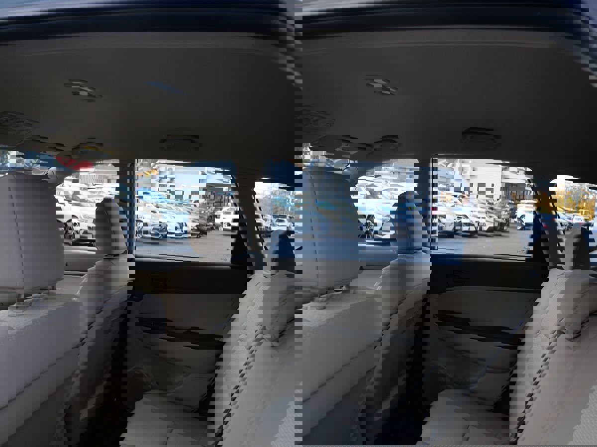 Used 2012 Hyundai Elantra GLS image 20